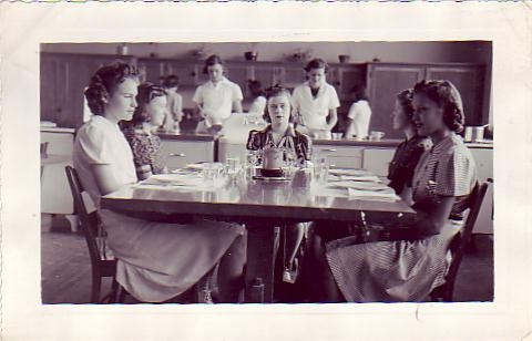 1940s_Homemaking_Girls.JPG